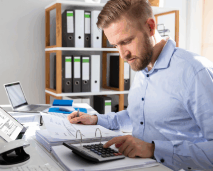 Business owner managing accounts receivable for debtor finance arrangement
